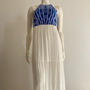 Maxi white and blue dress 💙🤍